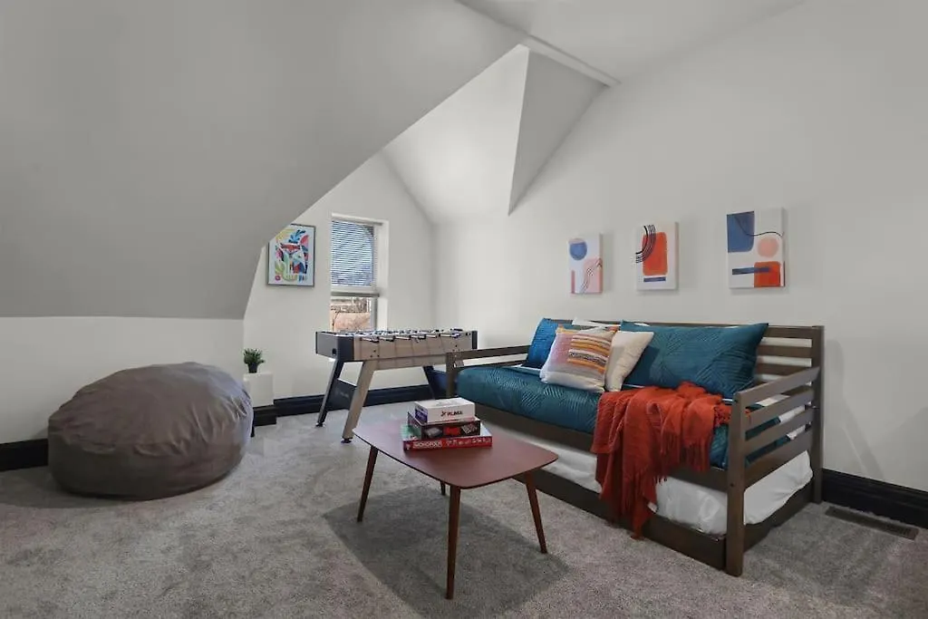 Jefferson Avenue- Large St Louis Home Game Room & Walkable Location Saint Louis Stati Uniti